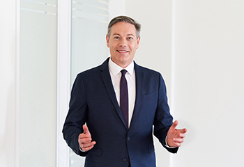 Prof. Thomas Beyerle