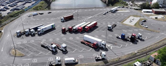 Parkplatz Duisburger Hafen