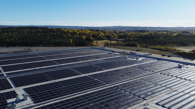 DHL Group und LONGi unterzeichnen MoU für erneuerbare Energien und nachhaltige Logistiklösungen