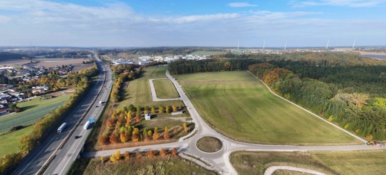 Intaurus und MB Park erwerben Entwicklungsgrundstück an der A9