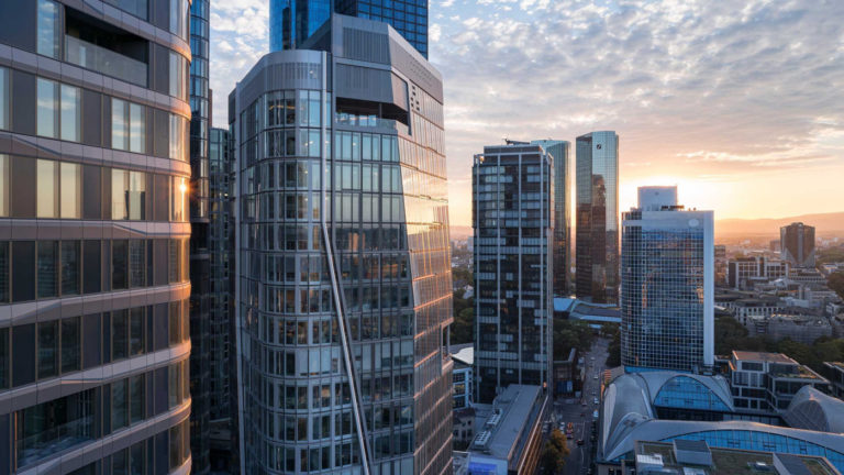 Union Investment vermietet zwei Etagen im Frankfurter Aqua Tower an SPARK